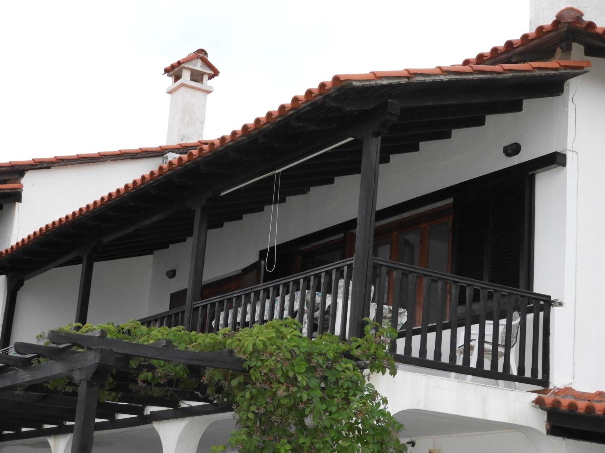 Sangue Blu Beachfront Villa Apartment 아이오스 니콜라오스 외부 사진